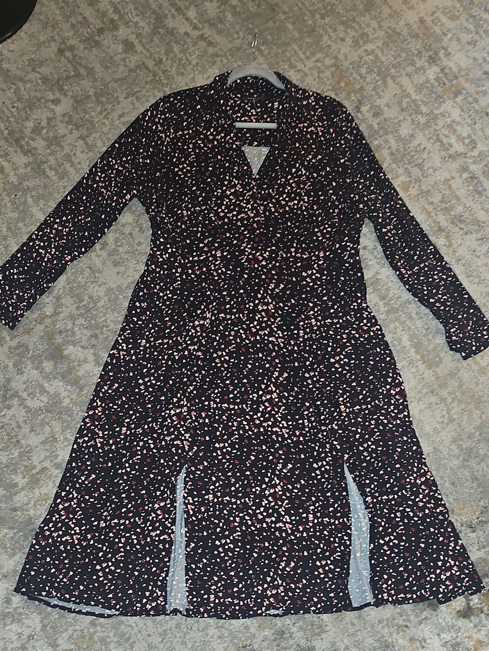 Torrid Black Floral confetti Print V-Neck Long Sleeve Dress 1X